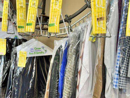 From delicate fabrics to everyday wear, our technology ensures a deep yet gentle clean every time.