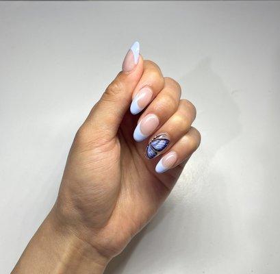 I'M IN LOVE with the butterfly!!!