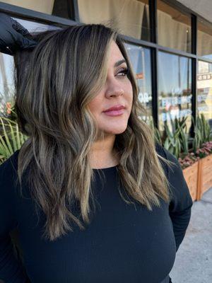 Salon Artistry Lounge