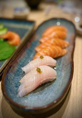 Scallop and salmon sushi