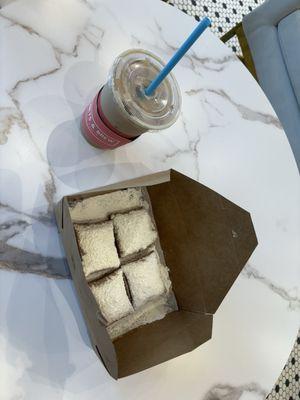 Classic Beignet 4-pack Classic Iced Latte