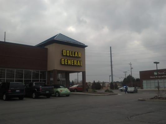 On hilliard rome rd,  near cookie cutters