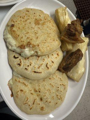 Combo #2 with yuca and 3 chicken and cheese pupusas