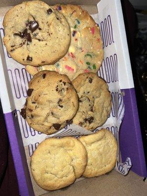 Insomnia Cookies