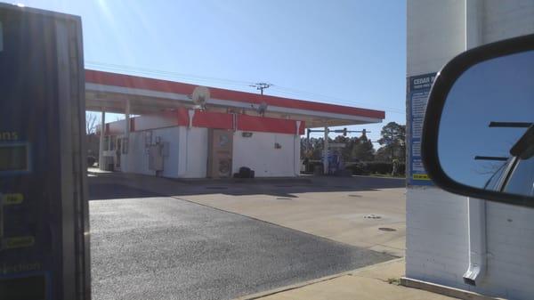 Cedar Road Exxon