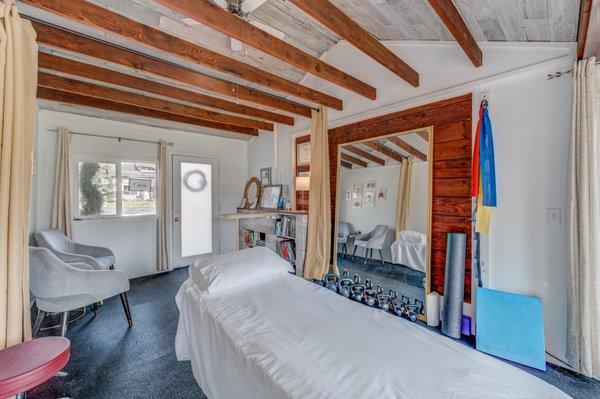 Devine Strength & Physiotherapy