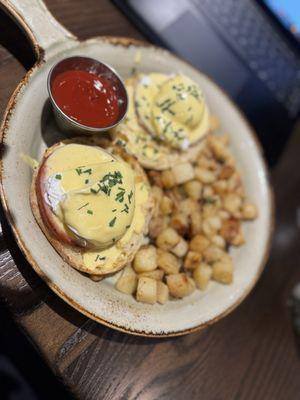 Eggs Benedict