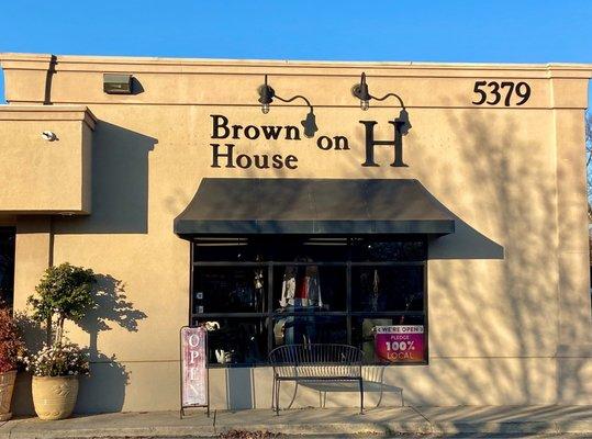 A long time local favorite for high end clothing