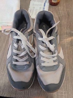 SKECHERS Warehouse Outlet