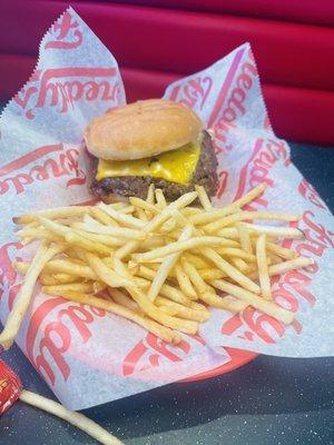 Freddy's Frozen Custard & Steakburgers