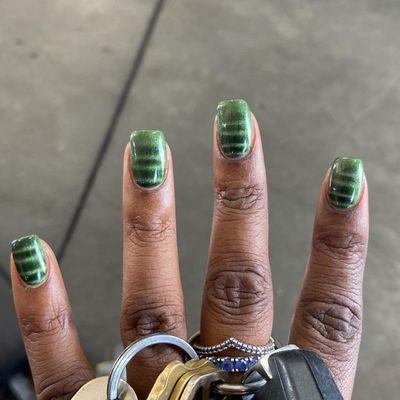 Bi actually did these!!!! Cat eye in green