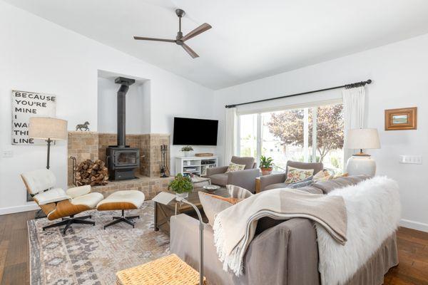 Robert Sousa - Compass