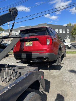 Luis Towing & Transport