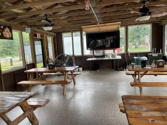 Rick’s Backyard BBQ