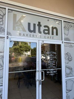 Kutan Bakery Café