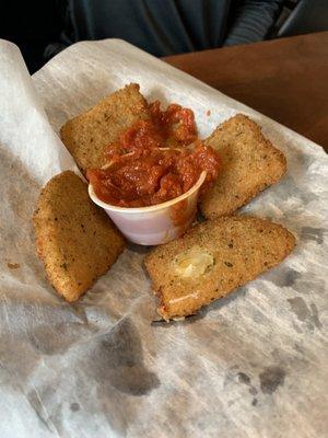 Slocum Hollow Bar & Restaurant