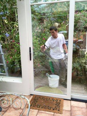 Kayman Klean Windows