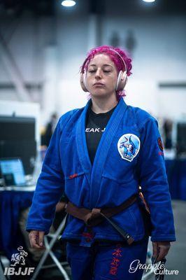 when you're on the mat the world becomes quite
Www.bigbreakbjj.com