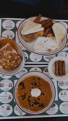 Mackie's Family Restaurant