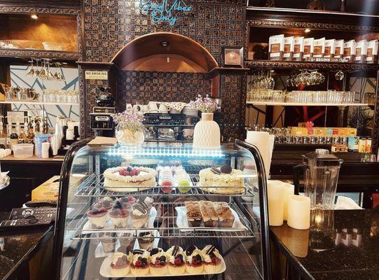 Cafe Lounge