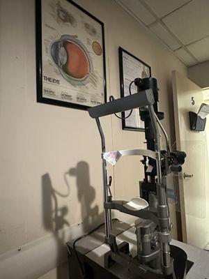 Burman & Zuckerbrod Ophthalmology Associates