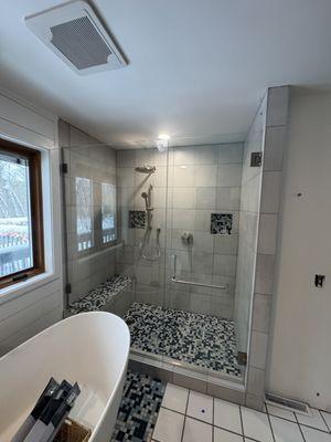 Norbert's Glass & Mirror