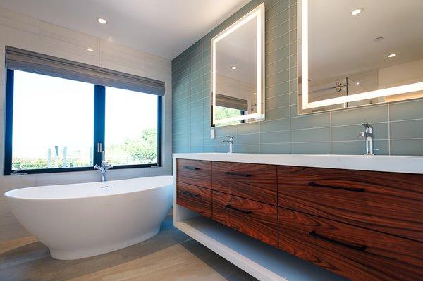 View of the master bathroom is a new modern house in the Burlingame Hills. Diebel and Company | Architects Kevin Ng Photography