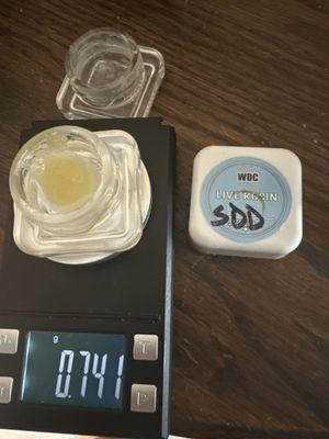 Their fake "live rosin" which is live resin. Not even 1g