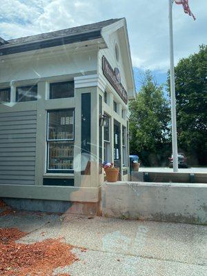 Millville Free Public Library