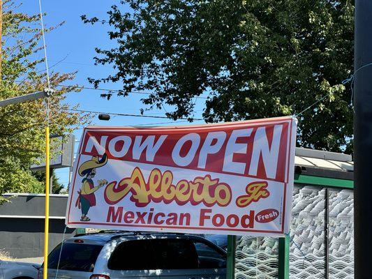 Alberto Jr Mexican Food