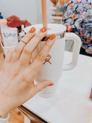 Coincidentally match my tumbler! Thanks Kathy for my gel mani