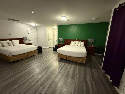 Travelodge by Wyndham Redding CA