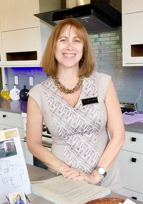 Martine Gibbons - Cascade Sotheby's International Realty