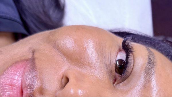 LA'z & Brow Boutique