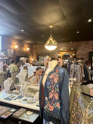 Unique Boutique for U