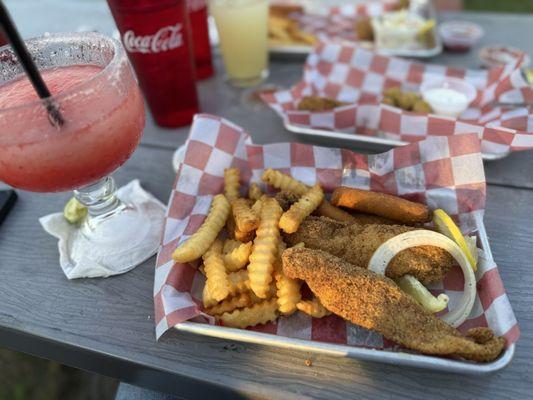 Catfish platter