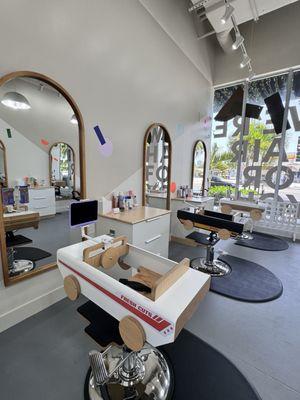 Custom car chairs for kids, with removable iPad!