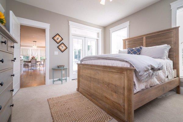 Interior design with Benjamin Moore paint