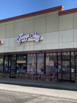 Jen's Gourmet Cakes