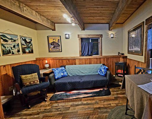 Living room area with drop-down futon