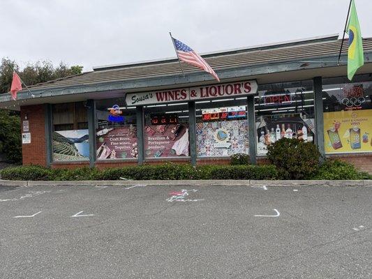 Sousa's Wines & Liquor