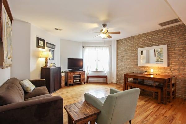 2 BR For Sale in Irving Park!