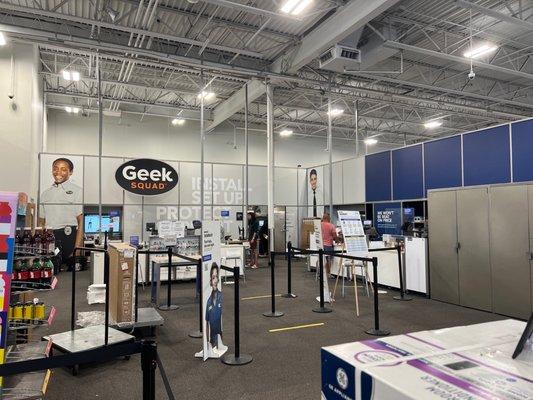 Best Buy - East Brunswick