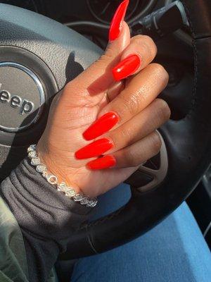Super Nails & Hair Salon