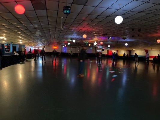 Star-Lite Roller Skating Center