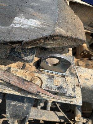 Lock Pin Welding On 18 Wheeler