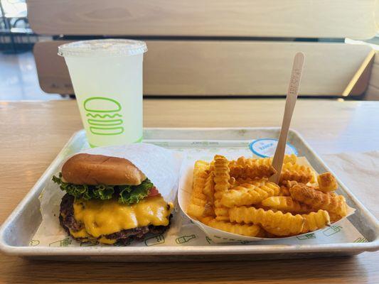 Shake Shack Montgomery Village