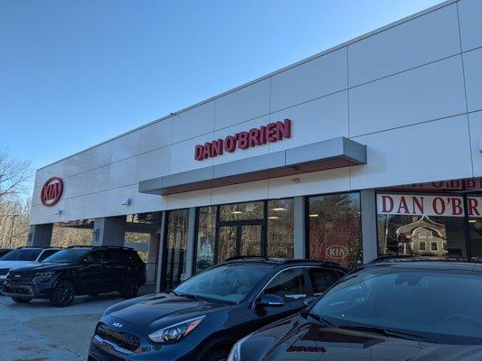 Dan O'Brian Kia...No doubt the worst unprofessional dealerships ever!