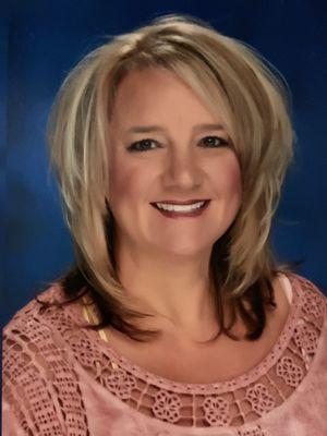 Kelly Wilkerson Redken