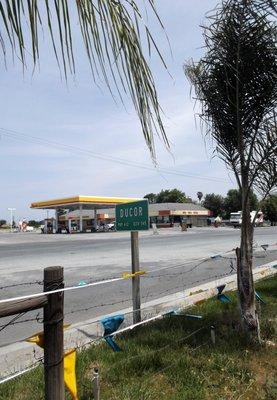 21 avril 2014 / Le BBQ Deli Pizza adjacent ne semble plus exister aujourd'hui